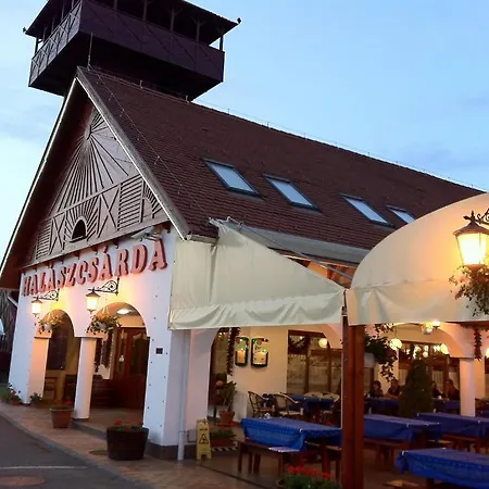 Fehertoi Halaszcsarda Es Szalloda Szatymaz