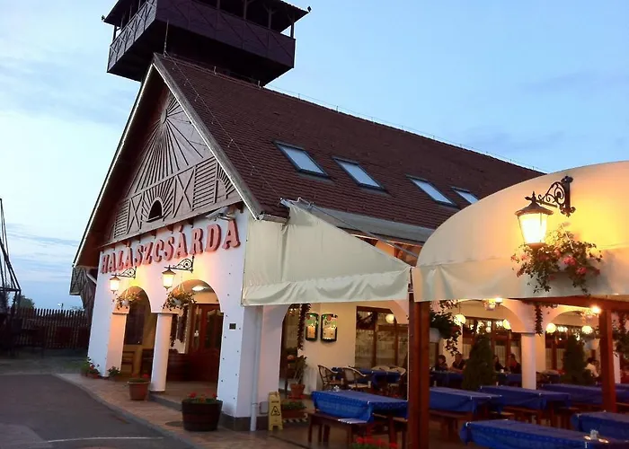 Fehertoi Halaszcsarda Es Szalloda Szatymaz