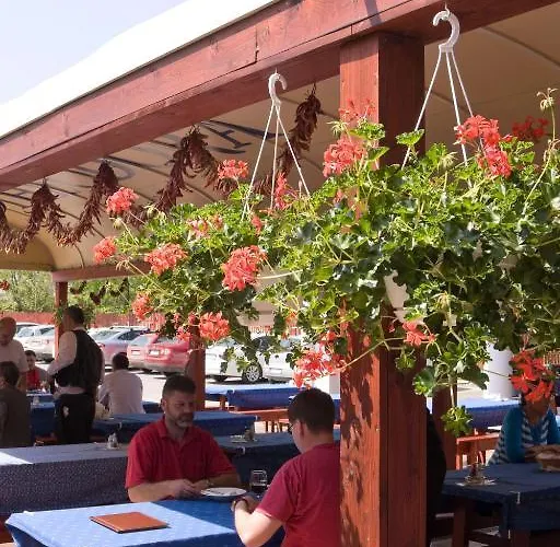 فندق مبيت وإفطار Fehertoi Halaszcsarda Es Szalloda Szatymaz