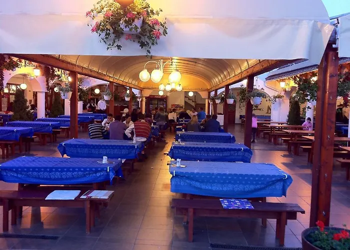 Fehertoi Halaszcsarda Es Szalloda فندق مبيت وإفطار