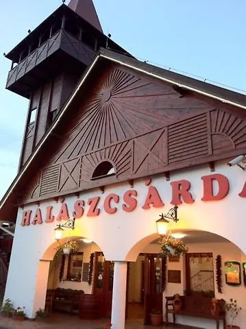 Fehertoi Halaszcsarda Es Szalloda * Szatymaz